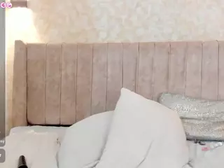 Mia's Live Sex Cam Show