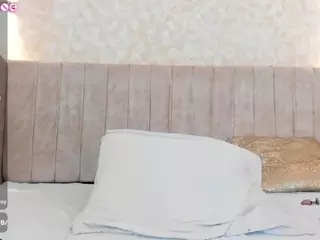 Mia's Live Sex Cam Show