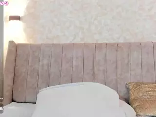 Mia's Live Sex Cam Show