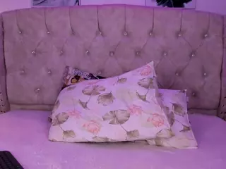 NaomiKross's Live Sex Cam Show