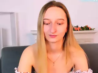 Rinaaaa's Live Sex Cam Show