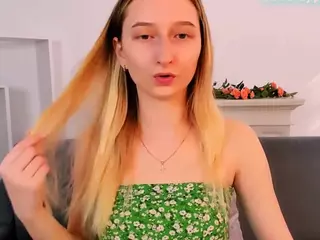 Rinaaaa's Live Sex Cam Show