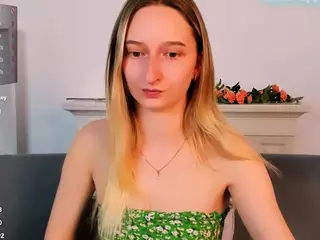 Rinaaaa's Live Sex Cam Show
