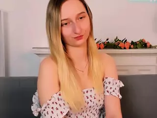 Rinaaaa's Live Sex Cam Show