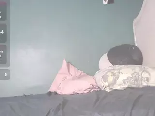 StellaDallas69's Live Sex Cam Show