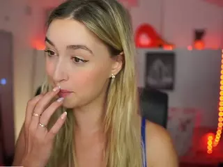 AlexisTexas18's Live Sex Cam Show