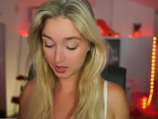 AlexisTexas18's Live Sex Cam Show