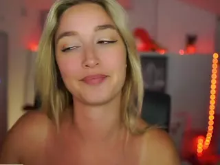 AlexisTexas18's Live Sex Cam Show