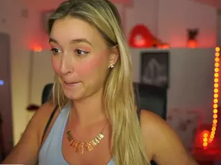 AlexisTexas18's Live Sex Cam Show