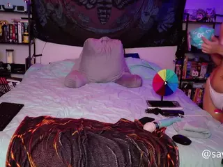 SaveTheBea's Live Sex Cam Show