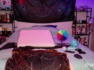 SaveTheBea's Live Sex Cam Show