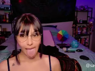 SaveTheBea's Live Sex Cam Show