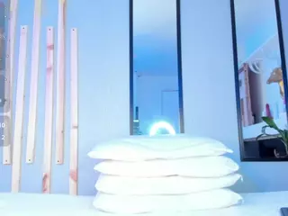 Andrea hoyos's Live Sex Cam Show