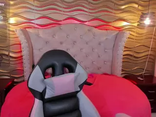 andrea-jones11's Live Sex Cam Show