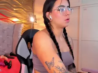 andrea-jones11's Live Sex Cam Show