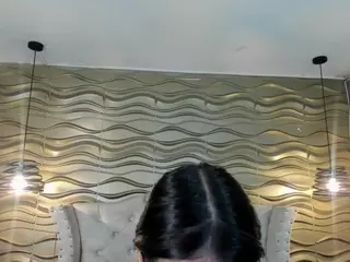 andrea-jones11's Live Sex Cam Show