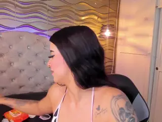 andrea-jones11's Live Sex Cam Show