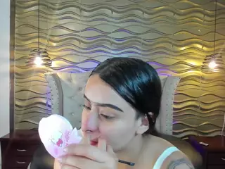 andrea-jones11's Live Sex Cam Show
