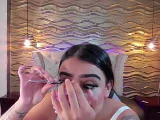 andrea-jones11's Live Sex Cam Show
