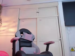 andrea-jones11's Live Sex Cam Show