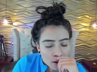 andrea-jones11's Live Sex Cam Show