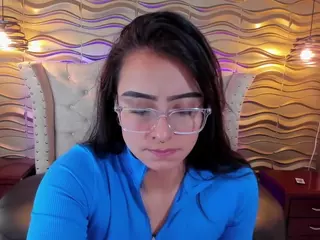 andrea-jones11's Live Sex Cam Show
