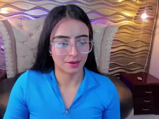 andrea-jones11's Live Sex Cam Show