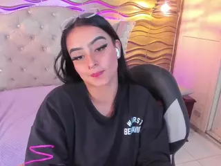 andrea-jones11's Live Sex Cam Show