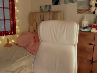 MARTINA JUICY ASS's Live Sex Cam Show