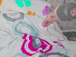 Akira-222's Live Sex Cam Show