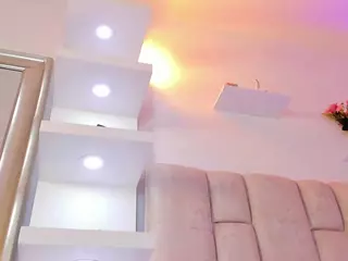 IlianaPhoenix's Live Sex Cam Show
