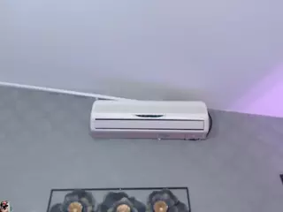 neytirimoon's Live Sex Cam Show