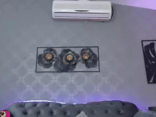 neytirimoon's Live Sex Cam Show