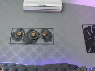 neytirimoon's Live Sex Cam Show