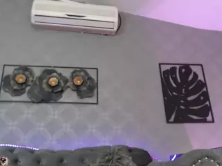 neytirimoon's Live Sex Cam Show