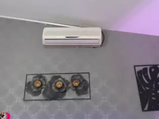 neytirimoon's Live Sex Cam Show