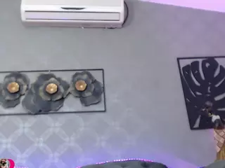 neytirimoon's Live Sex Cam Show