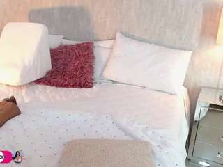 Live cam show with neytirimoon