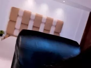 P A U L I NA's Live Sex Cam Show