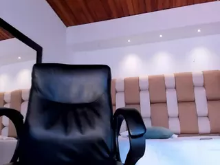 P A U L I NA's Live Sex Cam Show