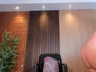 P A U L I NA's Live Sex Cam Show