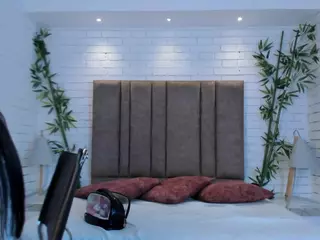 P A U L I NA's Live Sex Cam Show