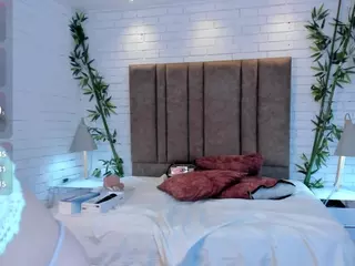 P A U L I NA's Live Sex Cam Show