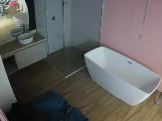 Casa Salsa Bathroom 2's Live Sex Cam Show