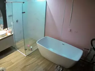Casa Salsa Bathroom 2's Live Sex Cam Show