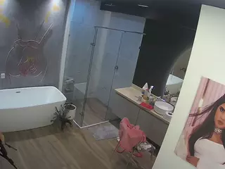 Casa Salsa Bathroom 4's Live Sex Cam Show