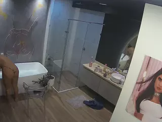 Casa Salsa Bathroom 4's Live Sex Cam Show