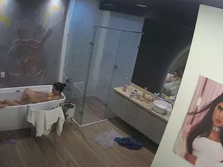 Casa Salsa Bathroom 4's Live Sex Cam Show