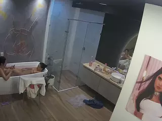 Casa Salsa Bathroom 4's Live Sex Cam Show