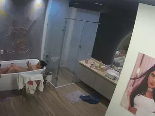 Casa Salsa Bathroom 4's Live Sex Cam Show